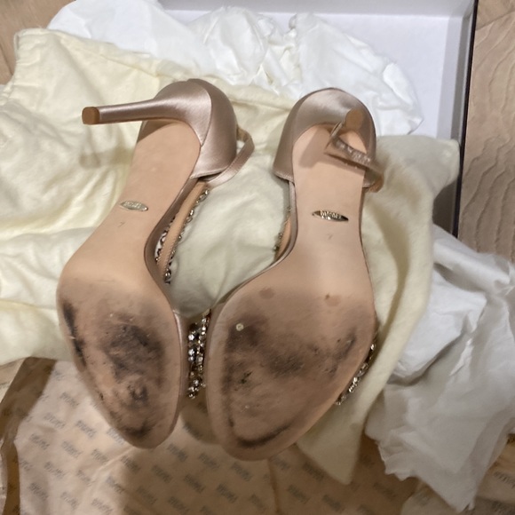 Badgley Mischka shoes Almost new worn one time with box and dust bag - Picture 6 of 8